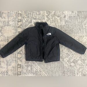 Toddler boy’s north face reversible jacket size 3t 4t excellent like new